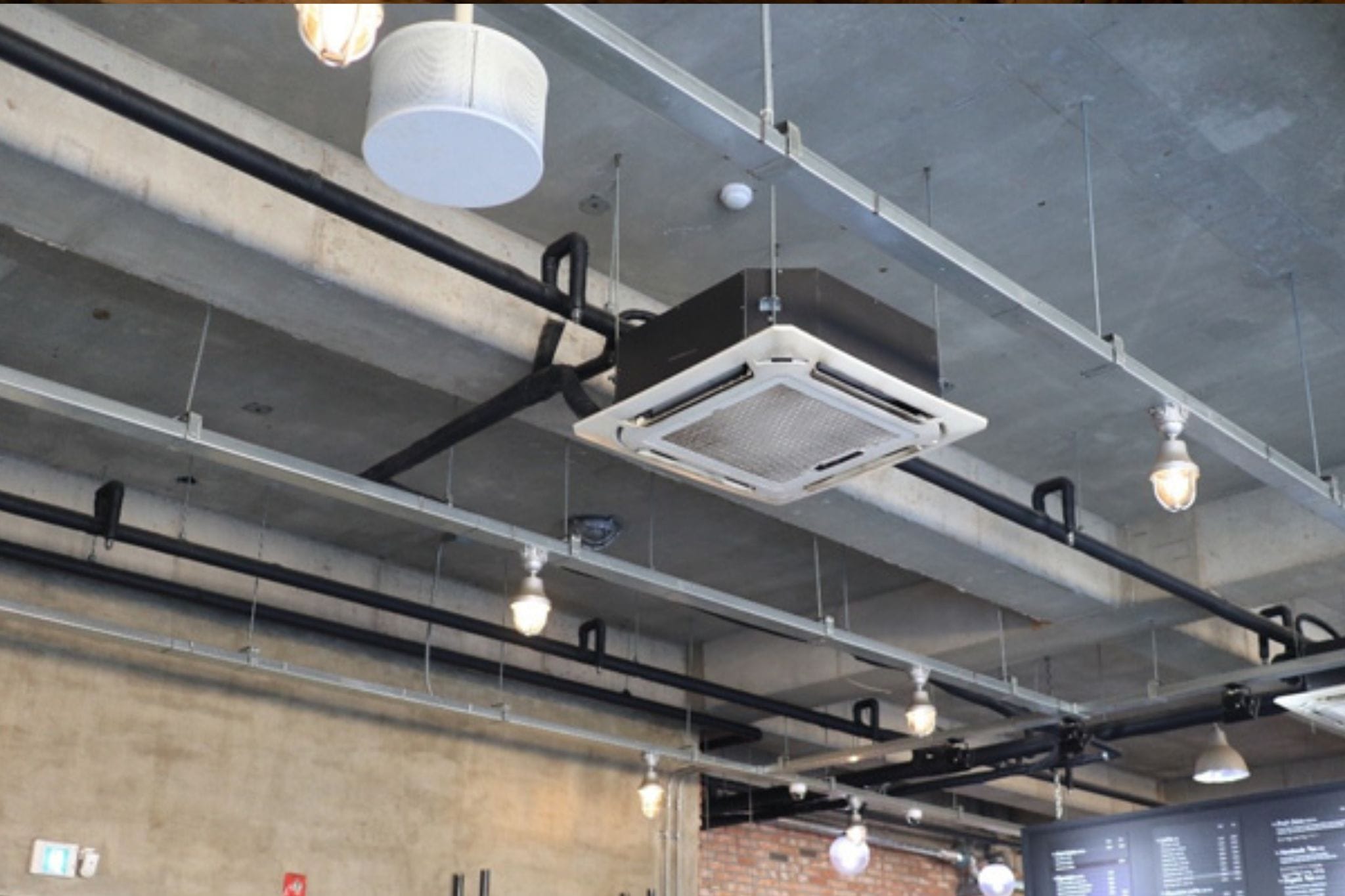  lưu ý khi thi công quán cafe phong cách rustic